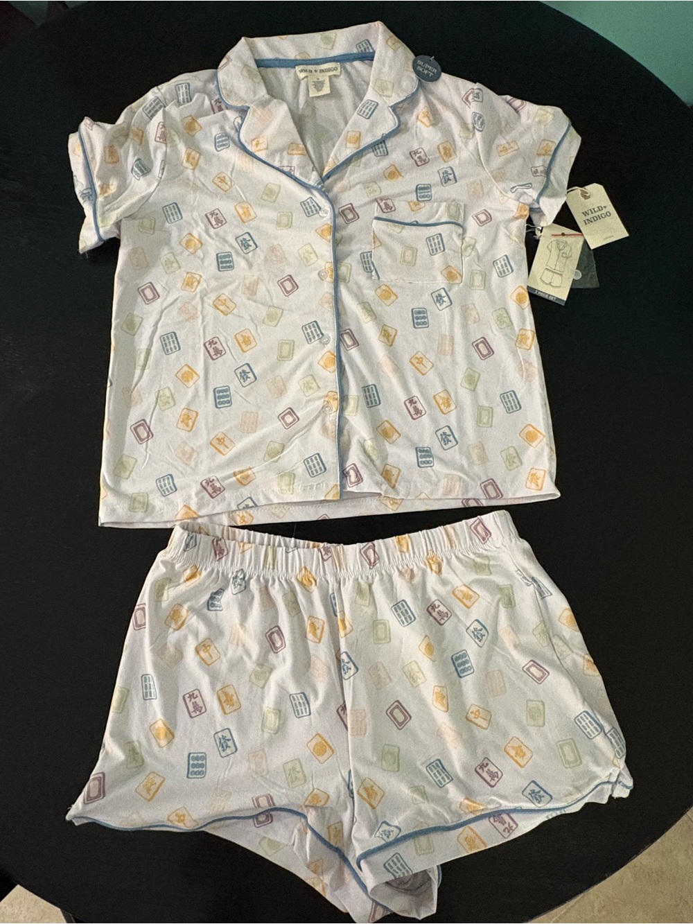 NWT Wild Indigo Mahjong Soft Pajamas, Short Sleeve Top And Shorts, Medium